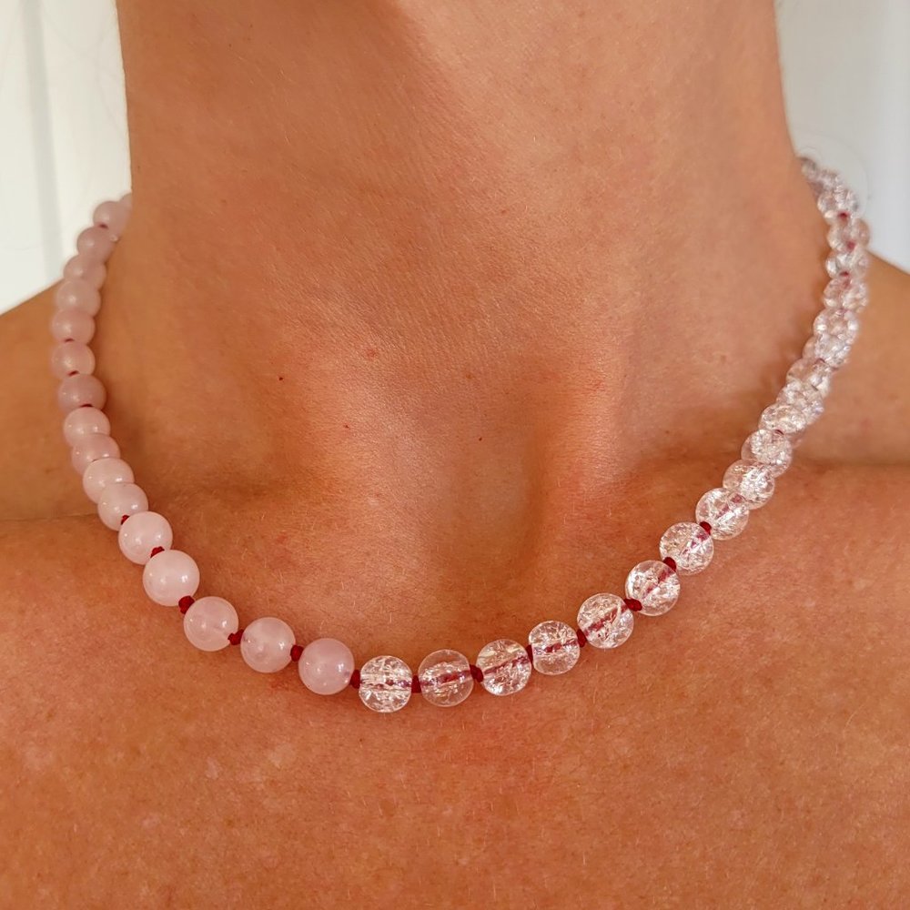 Choker Necklace Rose & Clear Quartz w/ Heart Gemstone Knotted Silk Rocktula NWT - Picture 1 of 3